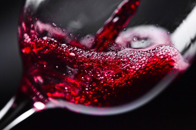 Tại sao rượu vang đỏ giúp tăng cường ham muốn tình dục ở cả nam và nữ? - 2