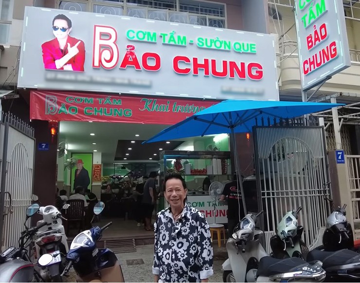 &#34;Vua hề&#34; Bảo Chung: U70 đi bán cơm tấm, lấy vợ kém 29 tuổi - 4