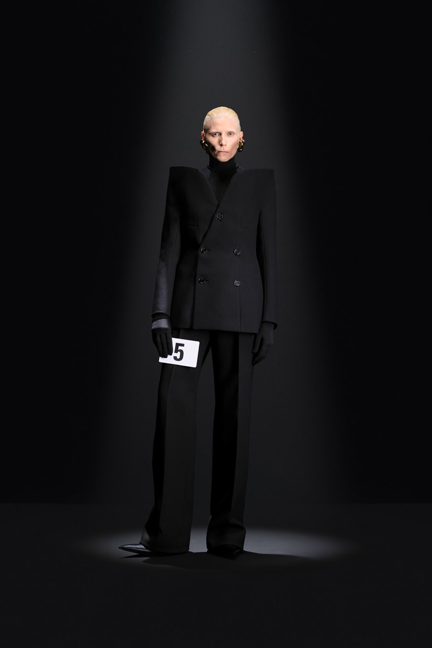 BST đẹp lộng lẫy của Balenciaga Couture vinh danh nghề thủ công - 5