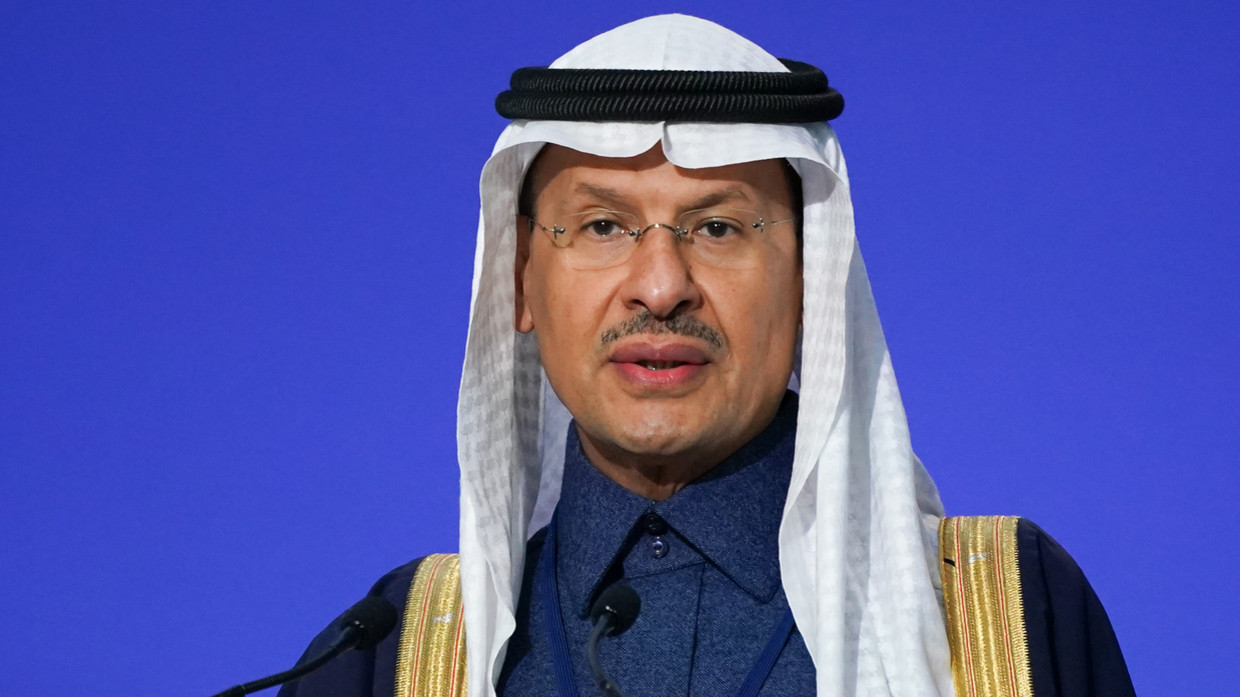 Bộ trưởng Năng lượng Ả Rập Saudi, hoàng tử Abdulaziz bin Salman.