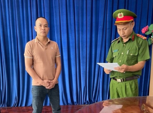 Đối tượng Tùng.