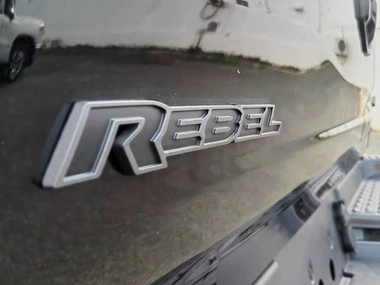 RAM 1500 Rebel đầu tiên bất ngờ xuất hiện tại Việt Nam trước ngày ra mắt - 5