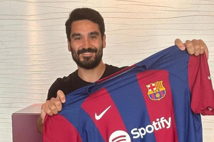 Gundogan gia nhập Barca mới đây