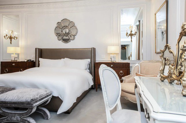 Suite Dior là một căn phòng đặc biệt chỉ có tại khách sạn St. Regis, New York.