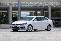 Giá xe Suzuki Ciaz niêm yết và lăn bánh tháng 7/2023