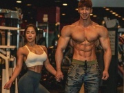 Bạn trẻ - Cuộc sống - Cặp đôi Gymer gây sốt với thân hình đẹp như tạc tượng