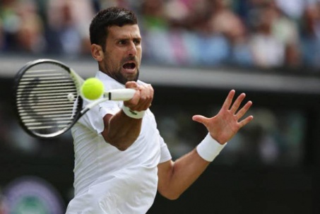 Video tennis Djokovic - Hurkacz: "Nhà vua" mong manh, bản lĩnh tie-break (Wimbledon)