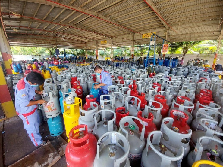 Sở Công thương Quảng Ninh 'nhờ' tướng Đinh Văn Nơi hỗ trợ điều tra về giá gas - 1