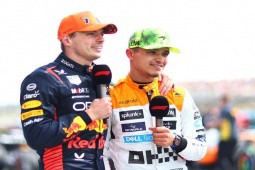 Đua xe F1, British GP: Verstappen - Red Bull san bằng kỉ lục với chiến thắng tại Silverstone