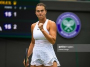 Thể thao - Tennis Wimbledon ngày 10: Sabalenka dễ dàng đi tiếp, Rybakina thua đau