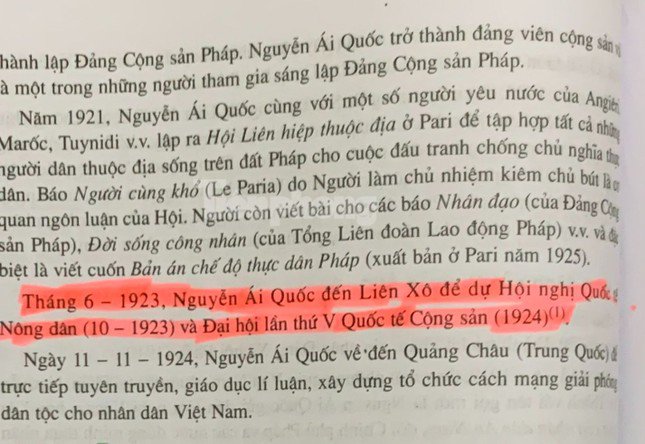 SGK môn Lịch sử lớp 12, bộ cơ bản, NXB Giáo dục Việt Nam, trang 82 viết rất tường minh nội dung tháng 6/1923. Như vậy, câu lệnh mà đề thi môn Lịch sử đưa ra không đúng về mặt thời gian. Vì tháng 10/1923, Nguyễn Ái Quốc mới tham dự Hội nghị Quốc tế Nông dân. Ảnh: chụp từ SGK