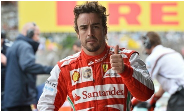 Hiện tại, Fernando Alonso vẫn gắn bó với đua xe và tận hưởng cuộc sống độc thân giàu sang.
