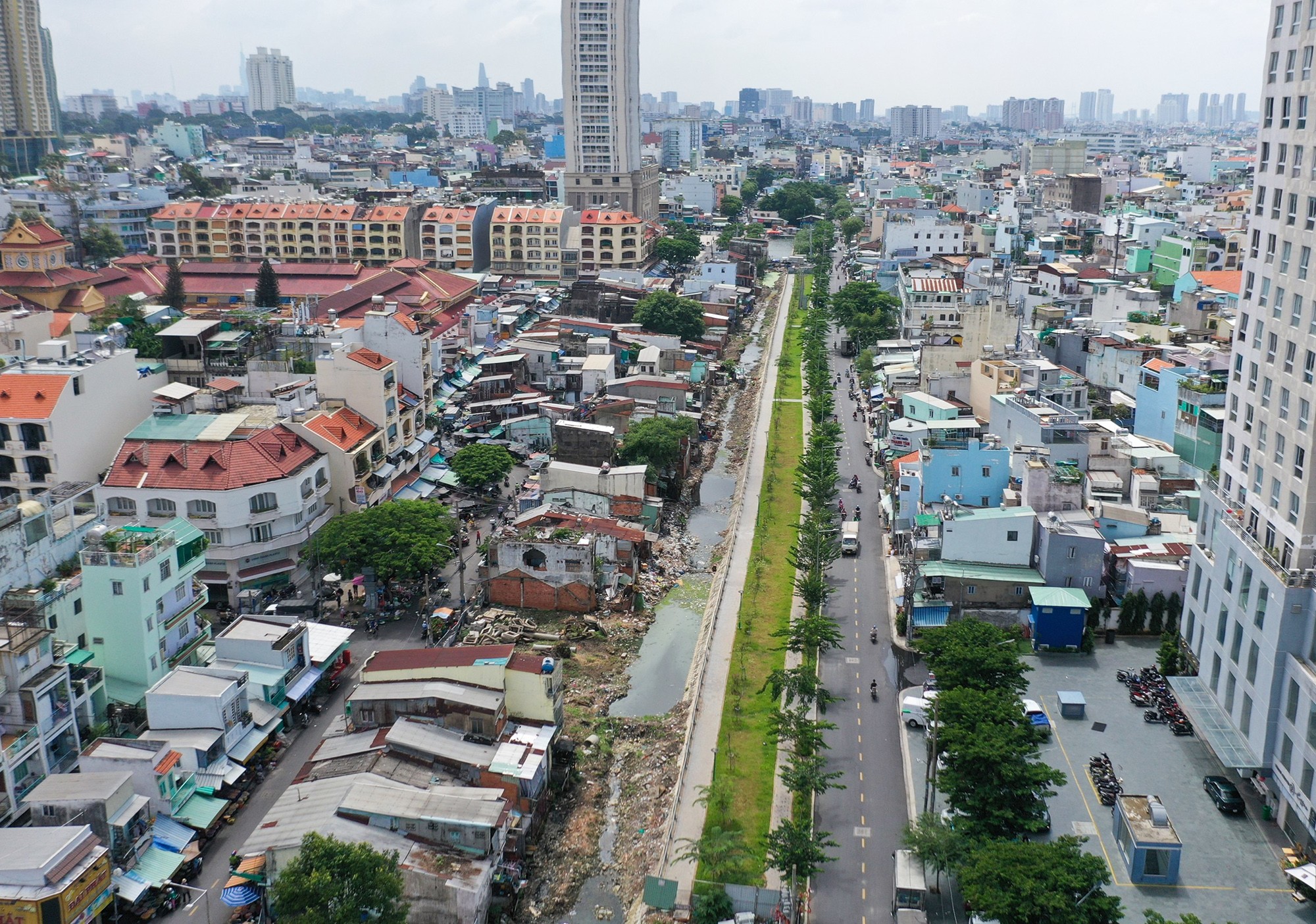 Giai đoạn 2, dòng kênh từ đường Phạm Đình Hổ đến Ngô Nhân Tịnh&nbsp;dài 500m, hiện đang thi công, giải toả mặt bằng dang dở. Trong đó, đoạn kênh từ đường Ngô Nhân Tịnh đến Chu Văn An đã hoàn thành cải tạo hai bên.