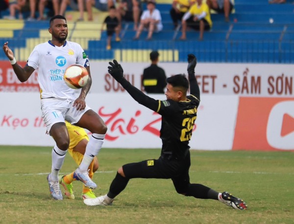 Trực tiếp bóng đá Thanh Hóa - Nam Định: Nỗ lực bất thành (V-League) (Hết giờ) - 2