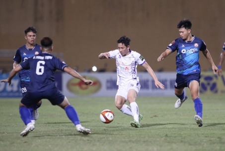 Trực tiếp bóng đá Hà Nội - Bình Định: Caion ấn định (V-League) (Hết giờ)