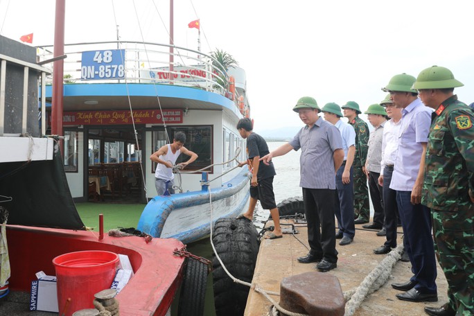 Lãnh đạo tỉnh Quảng Ninh kiểm tra công tác phòng chống bão.