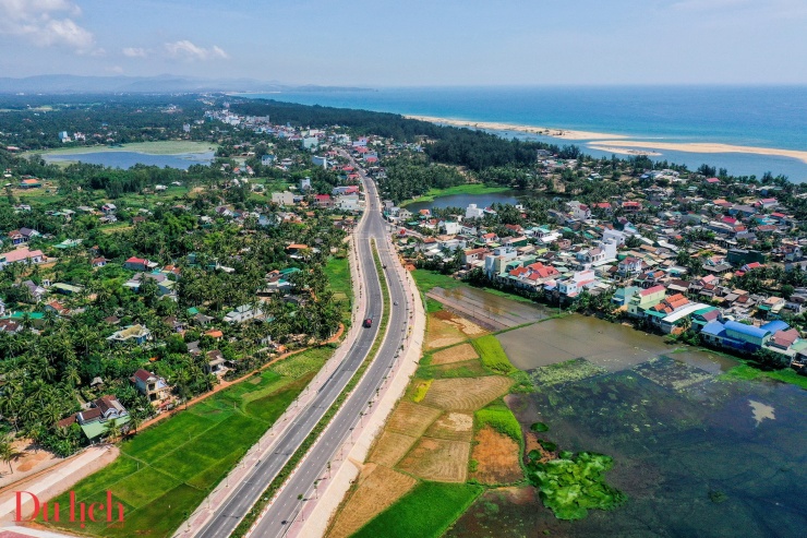 Vẻ đẹp mộng mơ của tuyến đường ven biển dài 118km ở Bình Định - 3