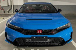 Honda Civic Type R màu xanh Blue Pearl đầu tiên về Việt Nam