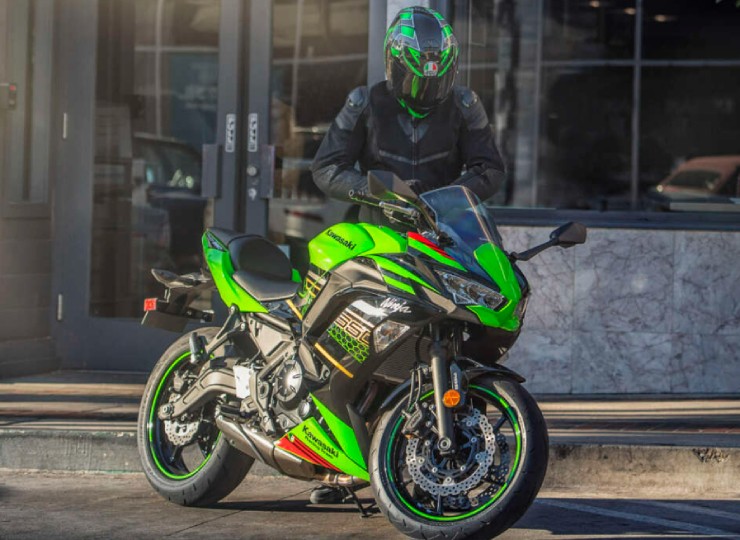 2023 Kawasaki Ninja 650 ra mắt, giá từ 183,2 triệu đồng - 1