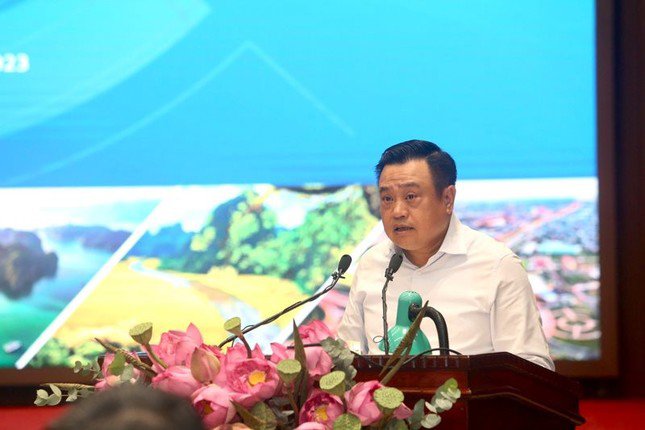 Chủ tịch Hà Nội: Nghiên cứu xây dựng đường vành đai 5 vùng Thủ đô - 1
