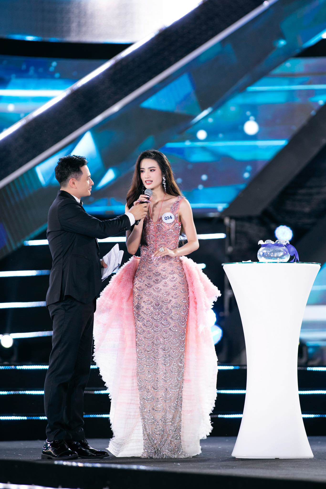 Hot: Cô gái Bình Định giành vương miện Miss World Việt Nam 2023 - 11