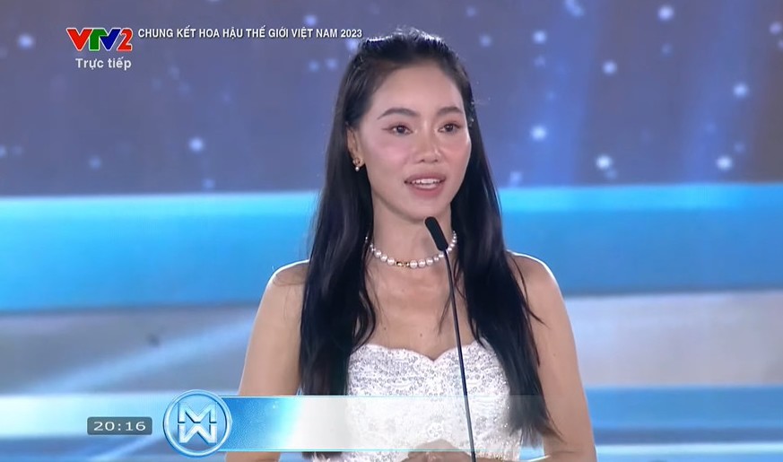 Trực tiếp: Thí sinh Miss World Việt Nam 2023 kiều diễm trong tà áo dài - 9