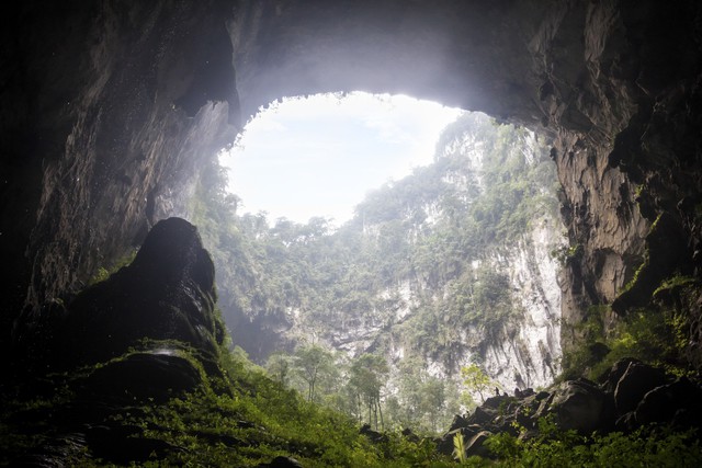 Câu chuyện ly kỳ của người đàn ông miền sơn cước tìm ra hang động lớn nhất thế giới - 2
