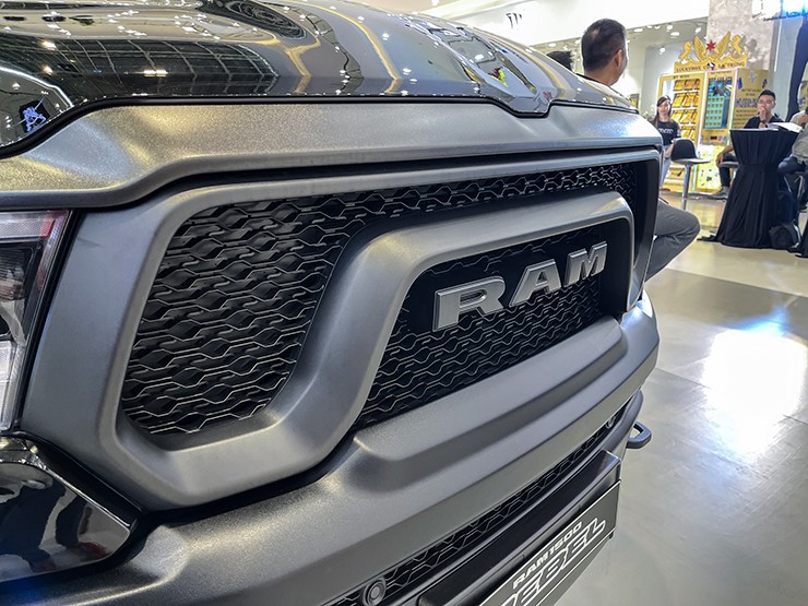 RAM 1500 Rebel ra mắt thị trường Việt, giá bán hơn 5,2 tỷ đồng