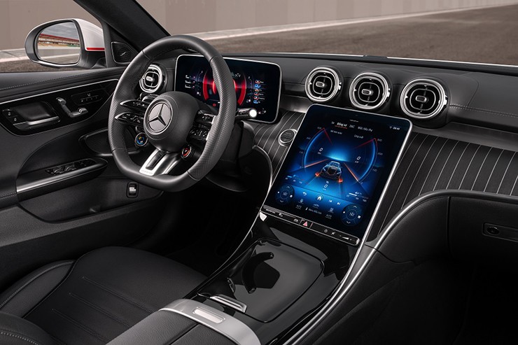 Mercedes-AMG C43 lắp ráp đã có mặt tại đại lý, giá bán gần 3 tỷ đồng