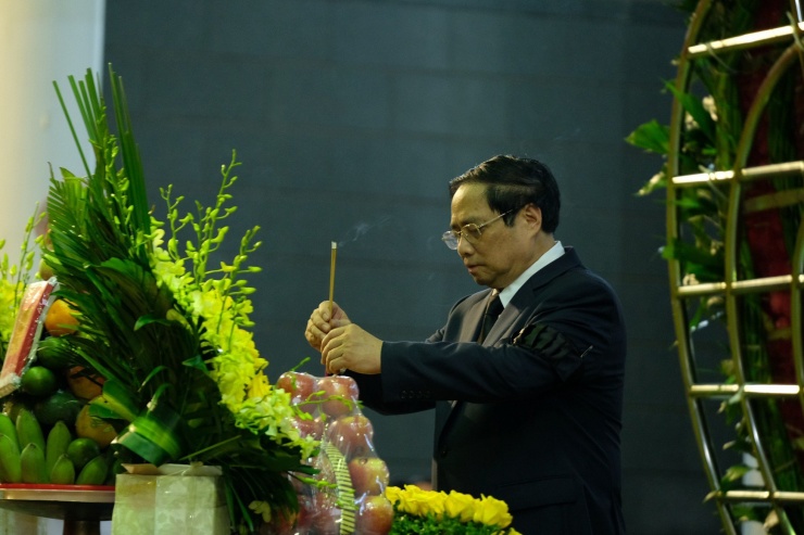 Lãnh đạo Đảng, Nhà nước viếng nguyên Phó Thủ tướng Nguyễn Khánh - 6