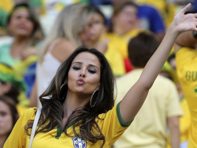 10% CĐV Brazil sẽ mất việc nếu xem World Cup nữ?