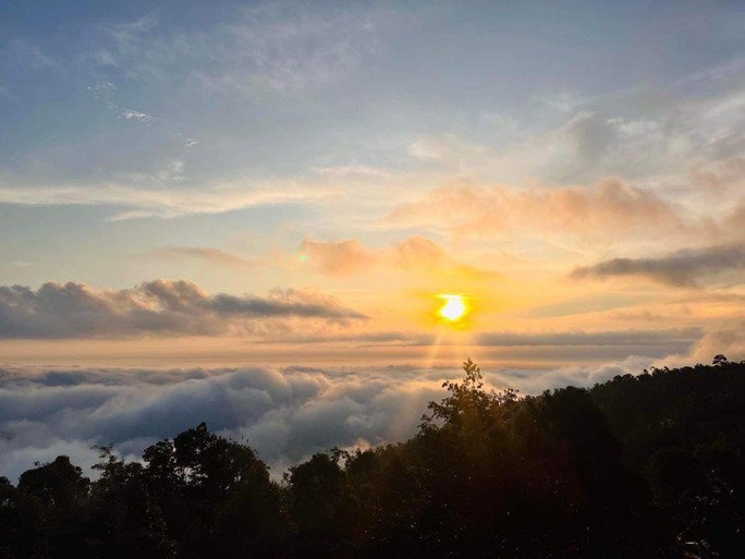 Lên "nóc nhà" miền Tây... cưỡi gió, săn mây - 1