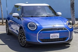 Độc đáo bên trong khoan nội thất của mẫu xe MINI Cooper EV