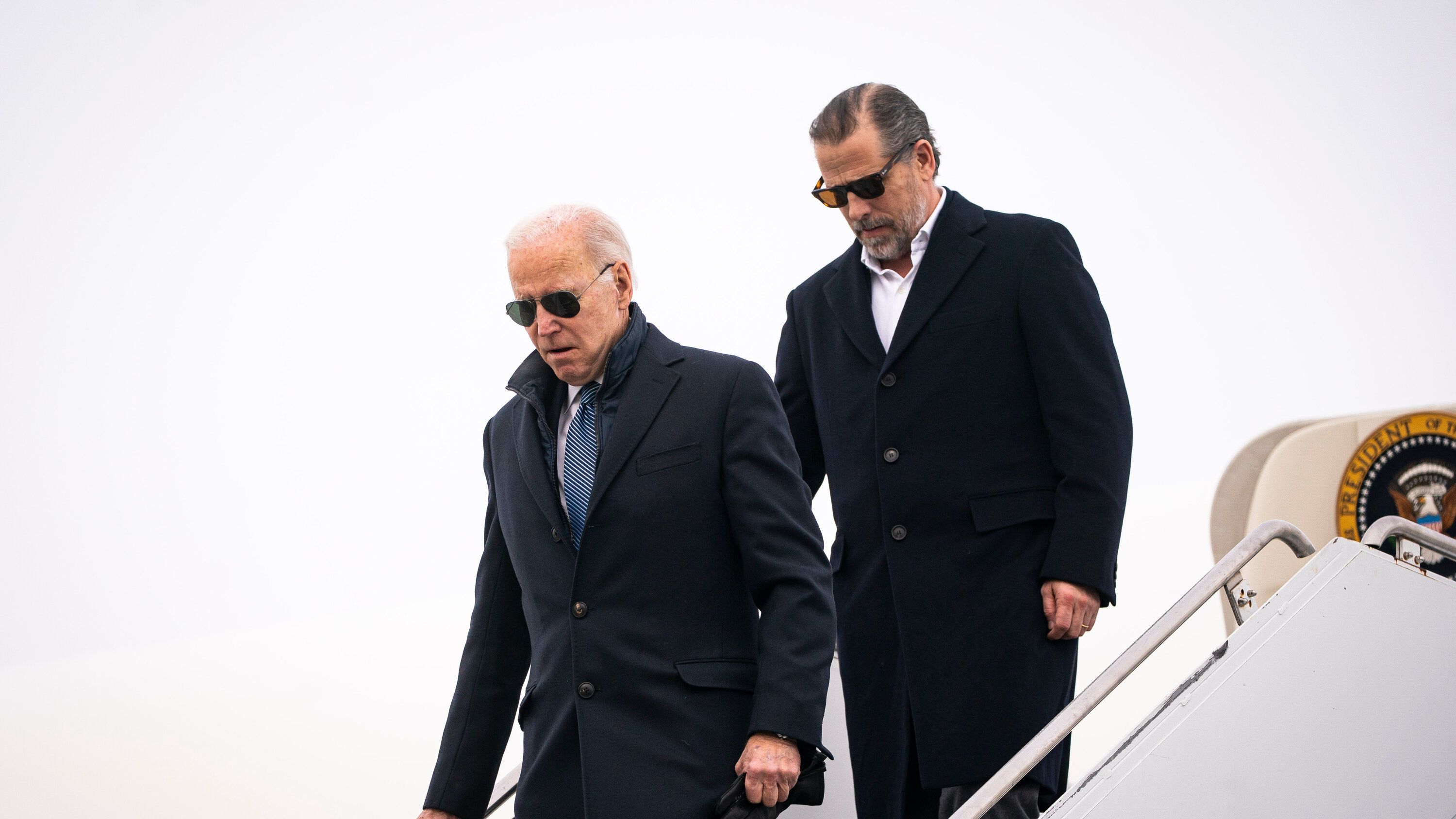 Tổng thống Mỹ Joe Biden và con trai Hunter.