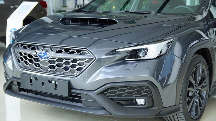 Đại lý giảm giá "cực mạnh" gần 250 triệu đồng cho Subaru WRX - 2
