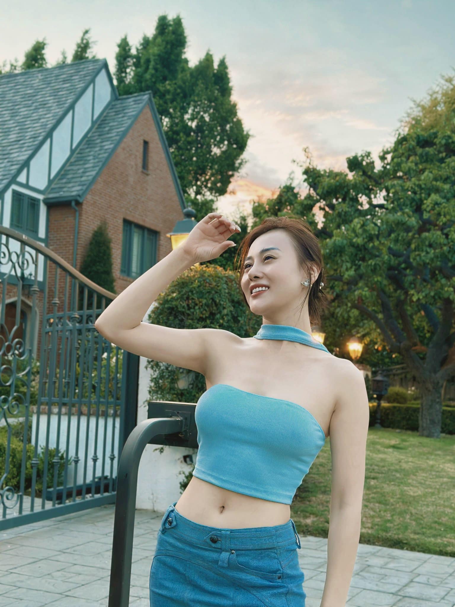 Phương Oanh khoe ảnh &#34;trăng mật&#34;, lộ chi tiết làm rõ tin đồn xôn xao - 1