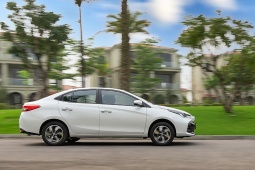 Giá xe Toyota Vios niêm yết và lăn bánh tháng 8/2023, giảm 50% LPTB