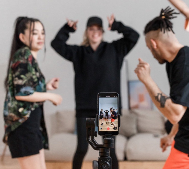 Thuật toán của TikTok gây nghiện. Ảnh: Pexels