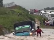 Tin tức trong ngày - Cao tốc Phan Thiết - Dầu Giây ngập nặng vì bị hạ cốt nền?