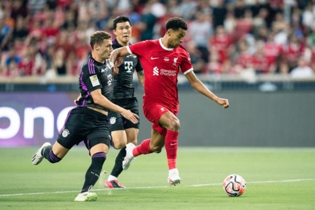 Video bóng đá Liverpool - Bayern Munich: Rượt đuổi 7 bàn, ấn định phút bù giờ (Giao hữu)