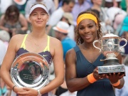 Thể thao - &quot;Búp bê&quot; Sharapova đọ tài sản với Serena Williams: Giàu có, danh tiếng đều top đầu