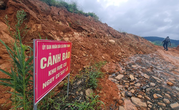 Lâm Đồng: Nhiều vết nứt vừa xuất hiện tại dự án hồ chứa nước 500 tỉ đồng - 2