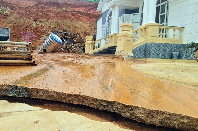Lâm Đồng: Nhiều vết nứt vừa xuất hiện tại dự án hồ chứa nước 500 tỉ đồng - 3