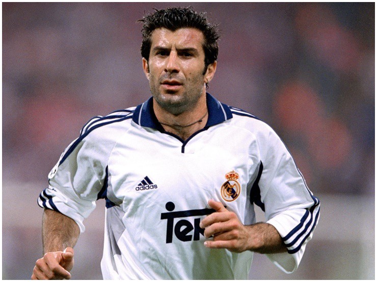 Luis Figo từng là cầu thủ nổi tiếng thế giới.