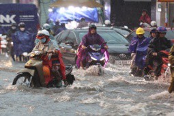 Thông tin mới nhất về đợt mưa lớn kéo dài nhiều ngày từ Bắc vào Nam