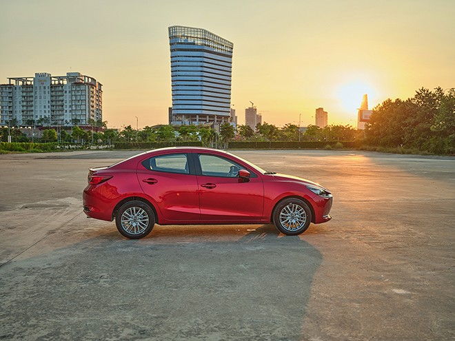 Giá xe Mazda2 niêm yết và lăn bánh tháng 8/2023 - 6