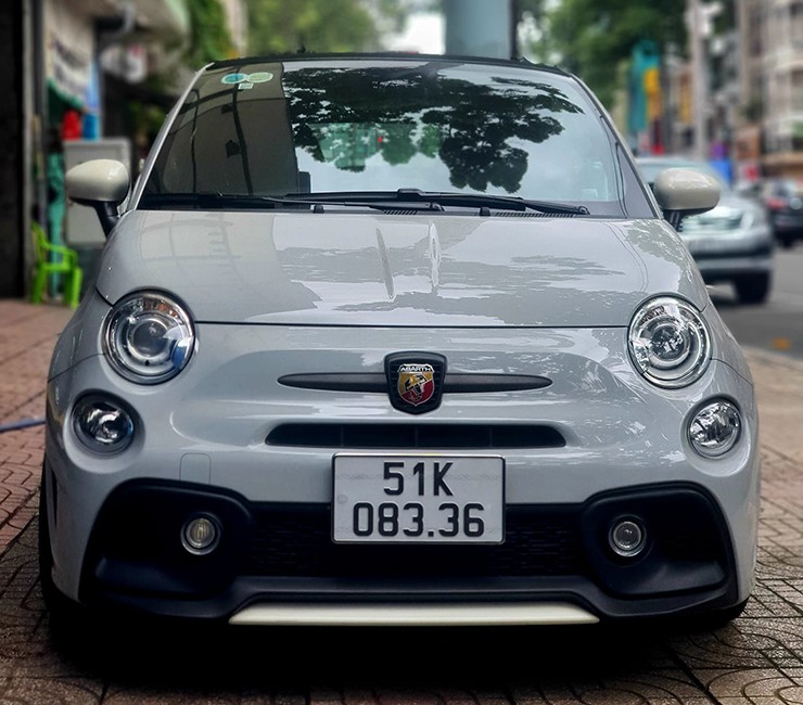 Cận cảnh hàng hiếm FIAT phiên bản Abarth 595 Esseesse tại TP.HCM - 4