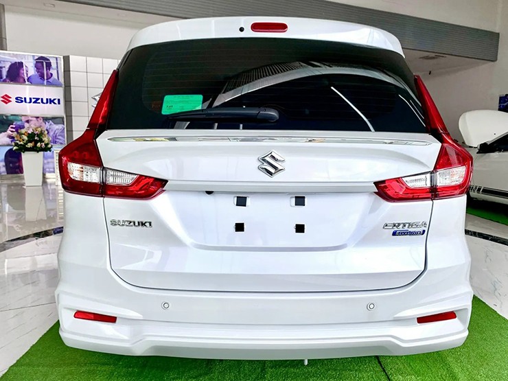 Suzuki Ertiga Hybrid được ưu đãi chính hãng đến 100 triệu đồng - 3