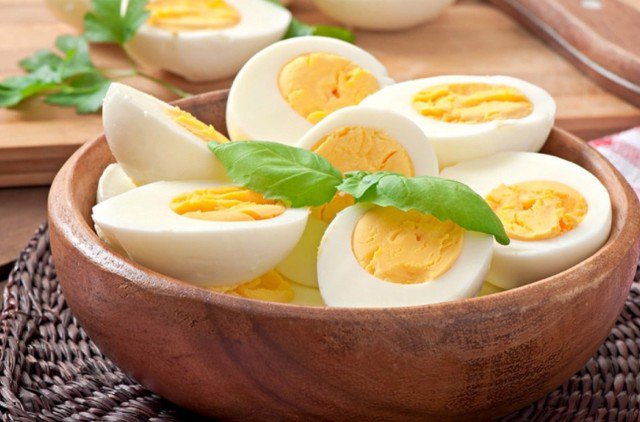 Ăn trứng gà nên tránh 3 thời điểm này kẻo hại sức khỏe - 2