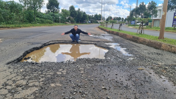 Đắk Lắk: Vừa chi 9 tỉ đồng vá 